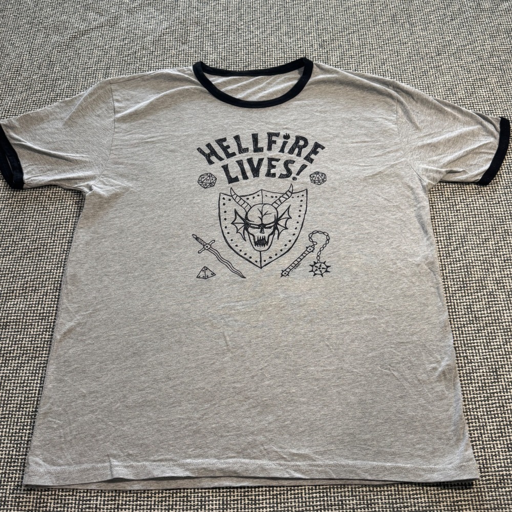 Netflix Stranger Things Hellfire Lives Ringer T-Shirt Grey Black Mens XL